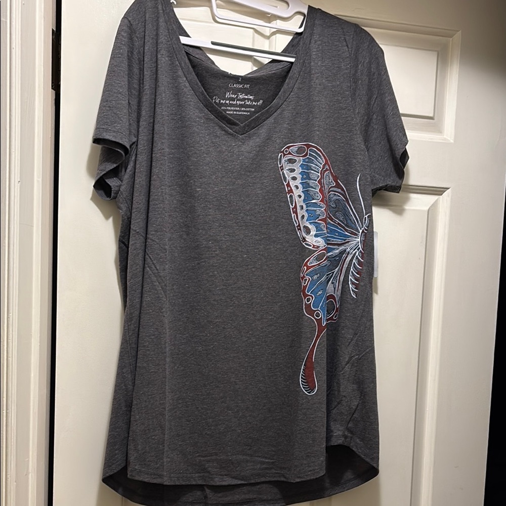 Torrid Gray Tee with Artistic Butterfly Design